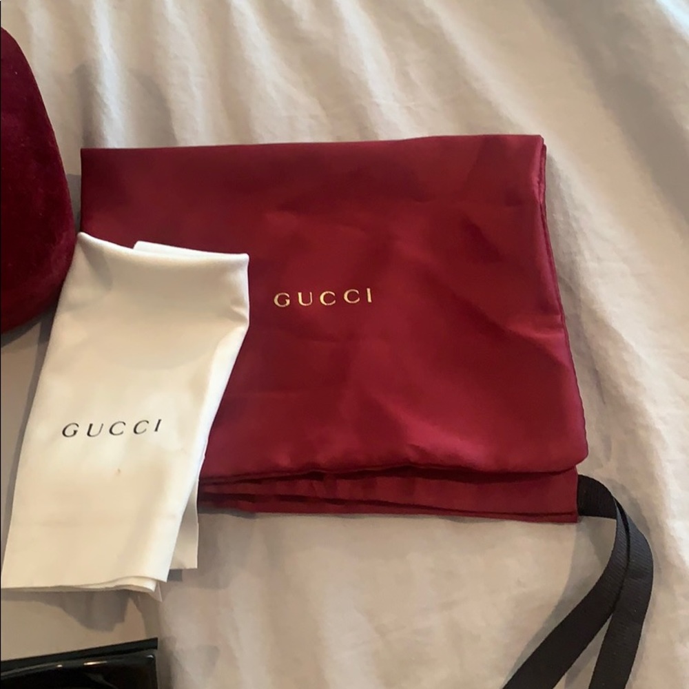 Gucci SunglassesNWOT - Picture 8 of 16